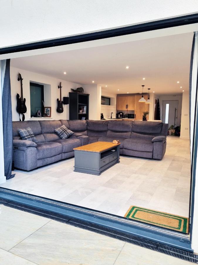 Town Location - 5 Min Walk To Beach - Dog Friendly New Quay Exterior foto
